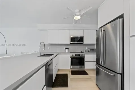 5700 Collins Avenue Miami Beach FL 33140