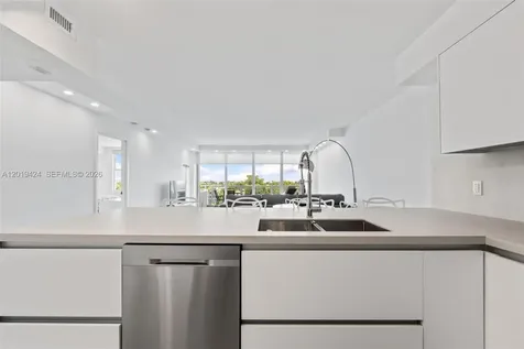 5700 Collins Avenue Miami Beach FL 33140
