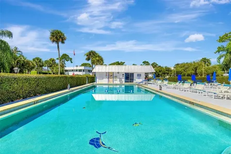 2929 SE Ocean Boulevard Stuart FL 34996