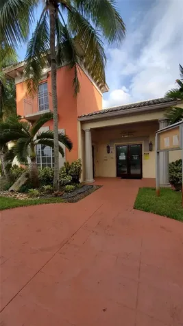 8245 Lake Drive Doral FL 33166