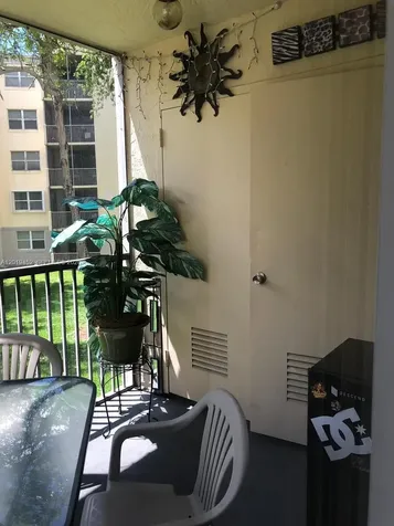 8245 Lake Drive Doral FL 33166