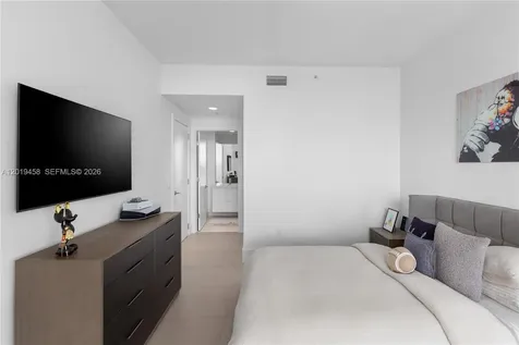 17111 Biscayne Boulevard North Miami Beach FL 33160