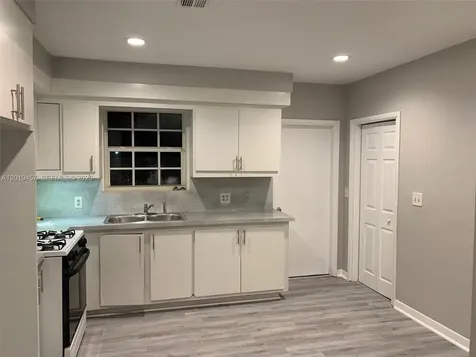 1244 NE 149th Street Miami FL 33161