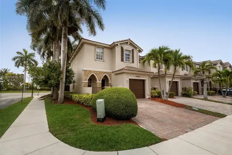 22280 SW 93rd Place Cutler Bay FL 33190