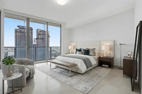 68 SE 6th Street Miami FL 33131