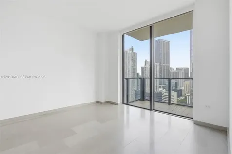 68 SE 6th Street Miami FL 33131