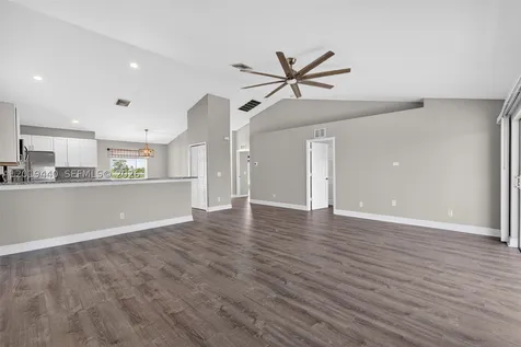 409 NE 25th Terrace Cape Coral FL 33909
