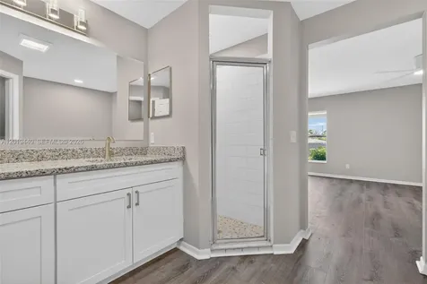 409 NE 25th Terrace Cape Coral FL 33909