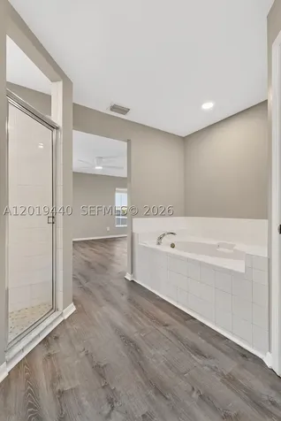 409 NE 25th Terrace Cape Coral FL 33909