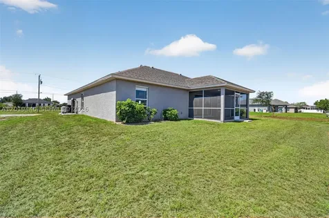 409 NE 25th Terrace Cape Coral FL 33909