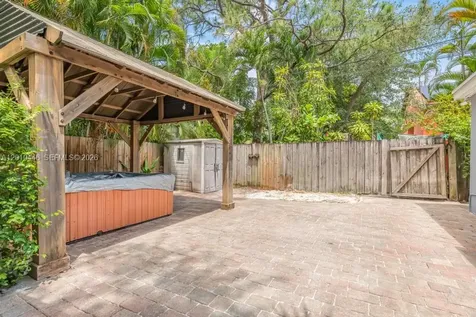 2301 Tequesta Lane Coconut Grove FL 33133