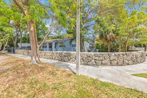 2301 Tequesta Lane Coconut Grove FL 33133