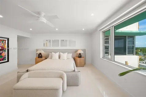 5255 Collins Avenue Miami Beach FL 33140