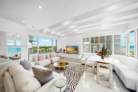 5255 Collins Avenue Miami Beach FL 33140