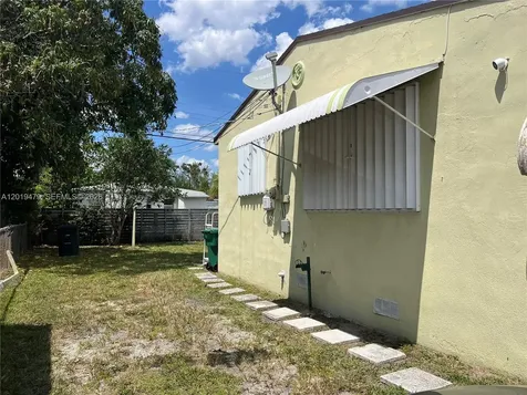 1851 NW 51st Terrace Miami FL 33142