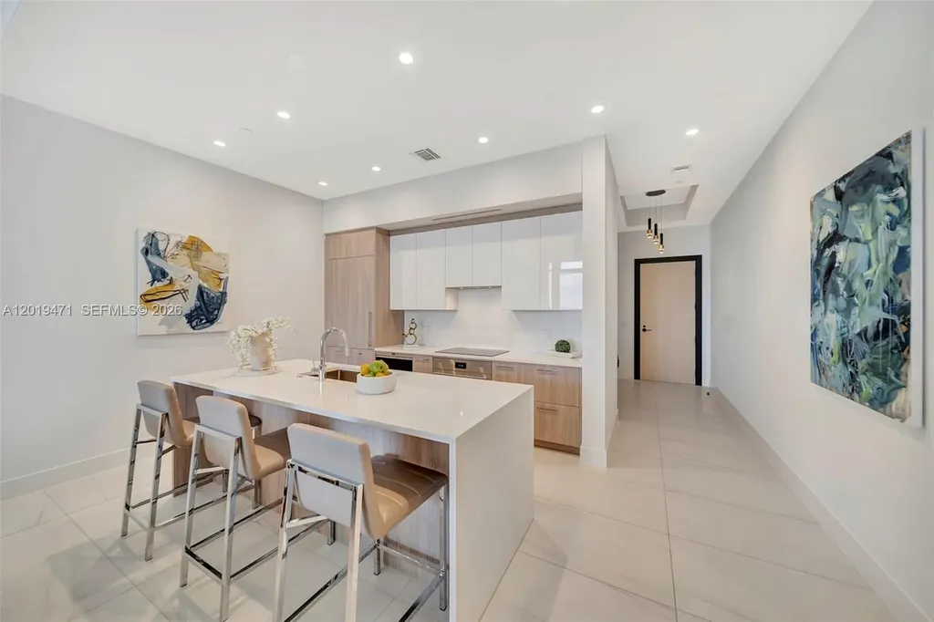 153 N Seabreeze Fort Lauderdale FL 33304