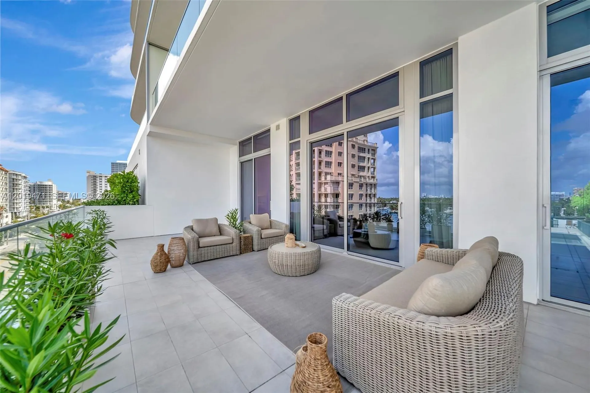 153 N Seabreeze Fort Lauderdale FL 33304