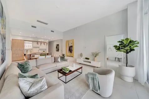 153 N Seabreeze Fort Lauderdale FL 33304