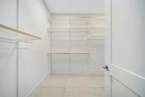 153 N Seabreeze Fort Lauderdale FL 33304