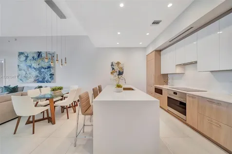153 N Seabreeze Fort Lauderdale FL 33304