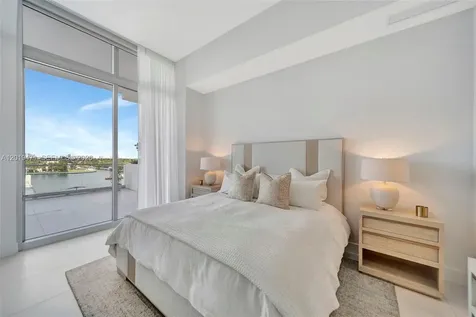 153 N Seabreeze Fort Lauderdale FL 33304