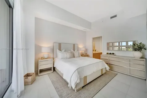 153 N Seabreeze Fort Lauderdale FL 33304