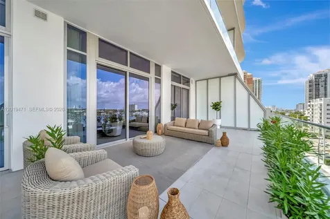 153 N Seabreeze Fort Lauderdale FL 33304