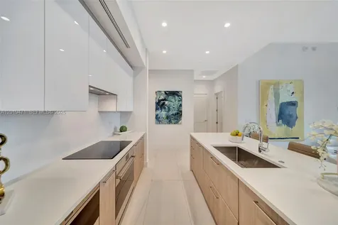 153 N Seabreeze Fort Lauderdale FL 33304