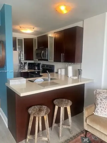 1035 West Avenue Miami Beach FL 33139