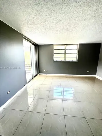 443 NE 195th Street Miami FL 33179
