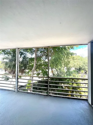 443 NE 195th Street Miami FL 33179