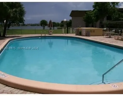 443 NE 195th Street Miami FL 33179