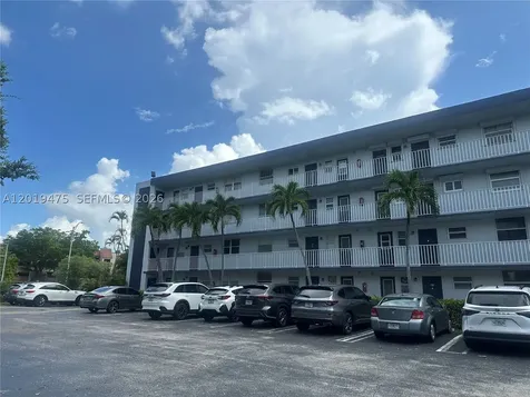 443 NE 195th Street Miami FL 33179
