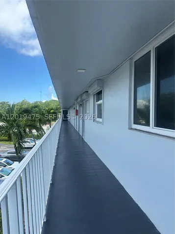443 NE 195th Street Miami FL 33179