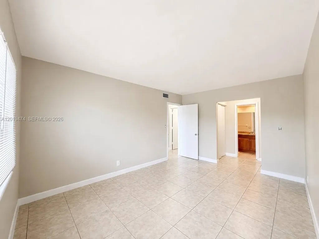 2101 NE 51st Street Fort Lauderdale FL 33308