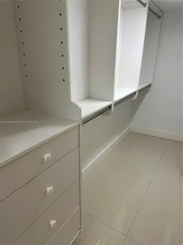 6039 Collins Avenue Miami Beach FL 33140