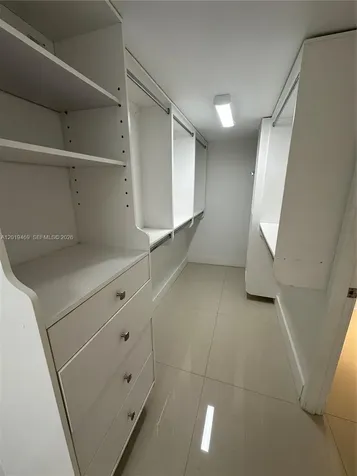 6039 Collins Avenue Miami Beach FL 33140