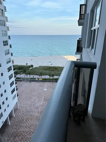 6039 Collins Avenue Miami Beach FL 33140