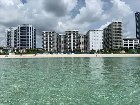 6039 Collins Avenue Miami Beach FL 33140
