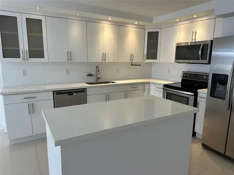 6039 Collins Avenue Miami Beach FL 33140