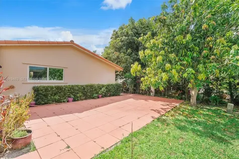 1730 NW 108th Avenue Pembroke Pines FL 33026