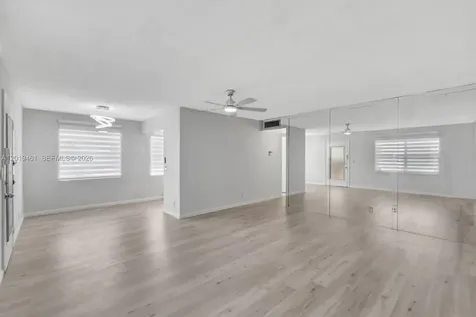 481 Burgundy K Delray Beach FL 33484