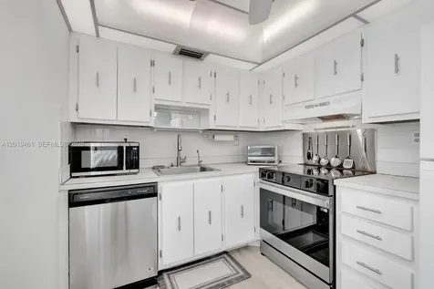 481 Burgundy K Delray Beach FL 33484