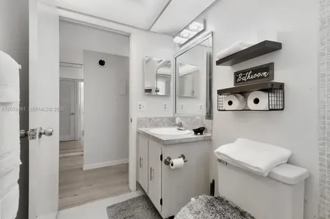 481 Burgundy K Delray Beach FL 33484
