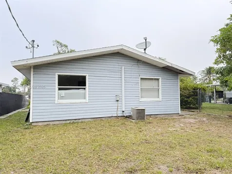 1604 Cypress Drive Fort Myers FL 33907