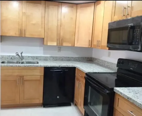 6950 Miami Gardens Drive Hialeah FL 33015