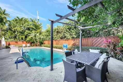 7711 Miami View Drive North Bay Village FL 33141
