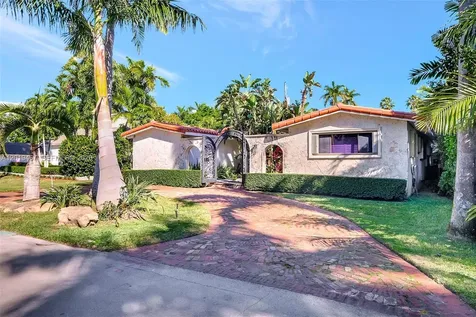 7711 Miami View Drive North Bay Village FL 33141