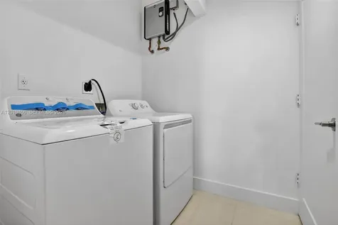 4101 N Oak Place Dania Beach FL 33314