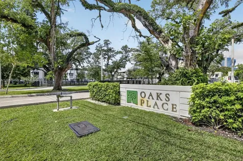 4101 N Oak Place Dania Beach FL 33314